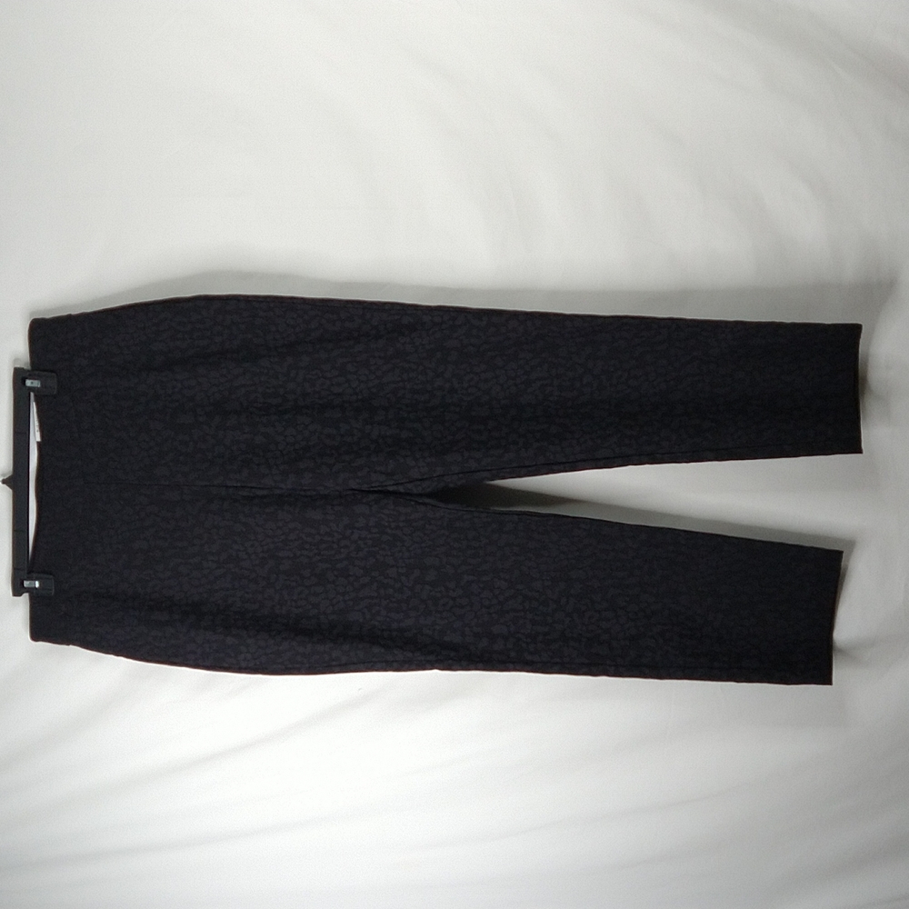 JMCollectionJMCollection  Black Textured Black Pants Size: L